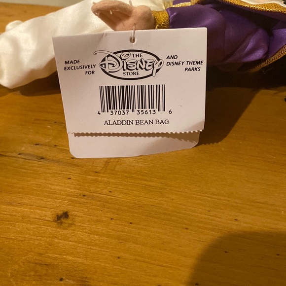 The Disney Store Aladdin Bean Bag Plush NWT Approx 9-10" - Picture 6 of 8